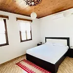 Denis House 1930 Cozy Private With Authentic Charm Affittacamere 4*