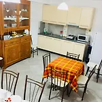 Denis House 1930 Cozy Private With Authentic Charm Maison d'hôtes 4*