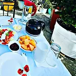 Denis House 1930 Cozy Private With Authentic Charm Maison d'hôtes 4*