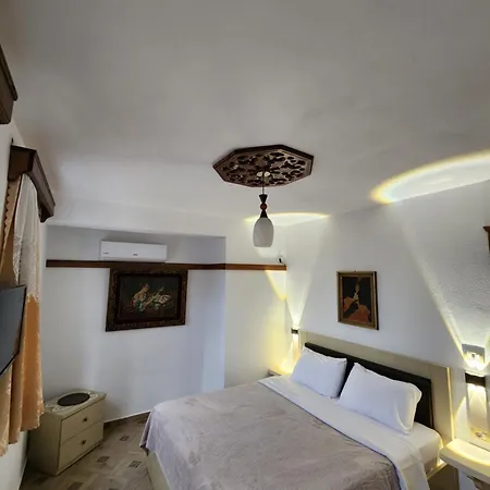 Denis 1930 Traditional Family In Old Town Homemade Breakfast 4* Αργυρόκαστρο