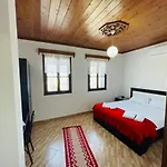 Guest house Denis 1930 Traditional Family In Old Town Homemade Breakfast 4*