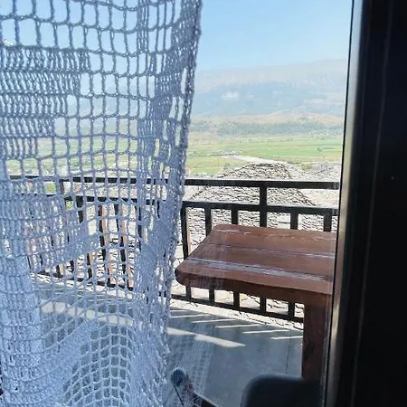 Denis 1930 Gjirokastra
