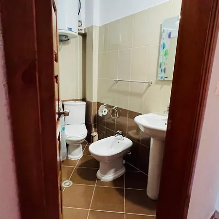 Denis 1930 Traditional Family In Old Town Homemade Breakfast Gasthuis