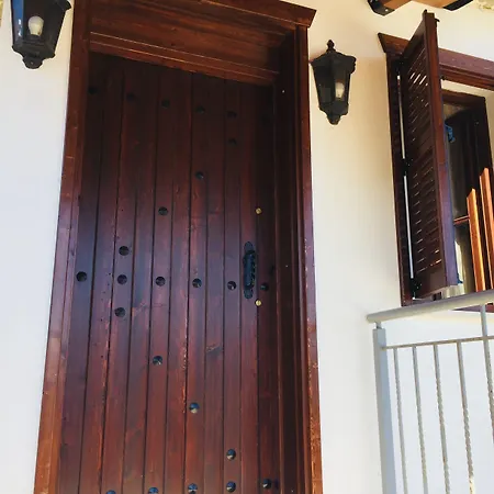 Affittacamere Denis House 1930 Cozy Private With Authentic Charm Gjirokastër
