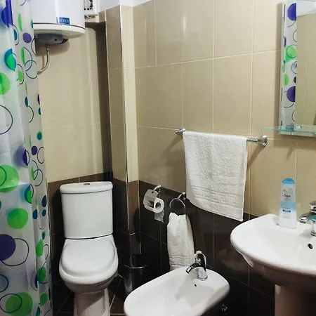 Gasthuis Denis 1930 Traditional Family In Old Town Homemade Breakfast 4*