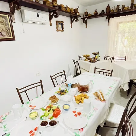 Penzion Denis House 1930 Cozy Private With Authentic Charm