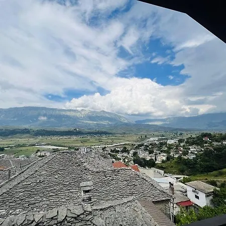 Denis House 1930 Cozy Private With Authentic Charm Penzion Gjirokastër