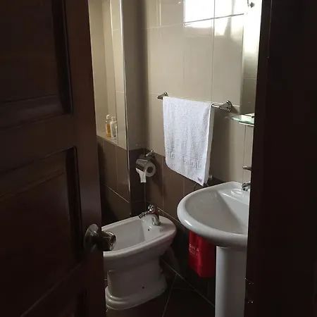 Denis 1930 Traditional Family In Old Town Homemade Breakfast 4* Gjirokastër